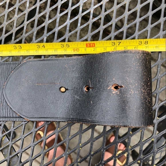 Vintage Ralph Lauren Leather Black Belt with round brass buckle/ peg Distressed main image 4